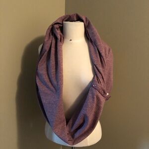 Lululemon Scarf Wrap Snap Infinity